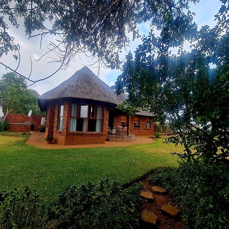 Rocky Aloe Escape Villa Krugersdorp Buitenkant foto